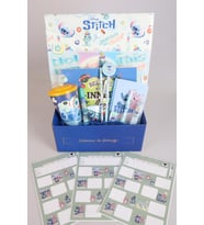 DEKOMUS İLE ÖZEL KUTULU GIFT BOX LİSANSLI STITCH "GALAXY POP" 13 PARÇA KIRTASİYE SETİ RESİM DEFTERİ,KALEM,SİLGİ