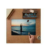 Balon Tutan Kadın Kumsal Günbatımı Tasarımı 240 parça Ahşap Puzzle Ahşap Kutuda MP00572