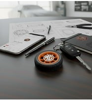 MG Logolu Modern Araba Anahtarlığı (Kırmızı)