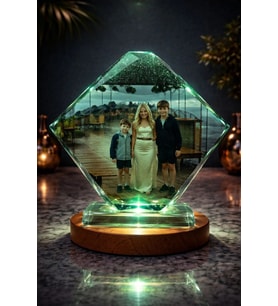 Kişiye Özel Kristal Cam Fotoğraf Işıklı Standlı Anlamlı ve Unutulmaz Hediye