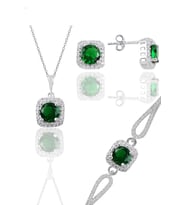 Söğütlü Silver Gümüş rodyumlu kök zümrüt taşlı kare kolye küpe ve bileklikten oluşan üçlü set