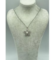 Çelik Silver Papatya Kolye - 25-ctr256