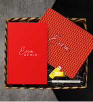eJOYA Kişiye Özel Defter & Kalem & Mousepad & Usb Bellek Hediye Kutusu 112959