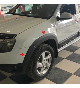 Dacia Duster Dodik Çamurluk 8 Parça 2010-2017 (Siyah - Beyaz)