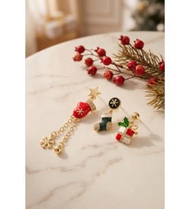 Gold Noel Baba Şapkalı Zirkon Taşlı Zincirli Yılbaşı Küpe TJ-BKP12178