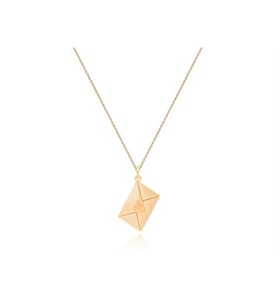Diamond Line-Gülaylar Sarı Altın 8 Ayar Aşk Mektup Kolye