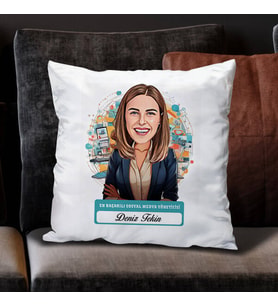 Kişiye Özel Hediye Karikatürlü En İyi Kadın Sosyal Medya Yöneticisi Yastık