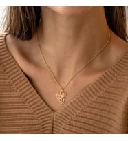Kişiye Özel 925 Ayar Gümüş Tasarım Kalp 3 Harf Detaylı Kolye (Gold)