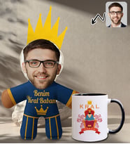 BK Gift Kişiye Özel Fotoğraflı Kral Babam Tasarımlı Bebek Yastık-2 & Siyah Kupa Bardak Hediye Seti-15, Babalar Günü Hediye, Babaya Hediye