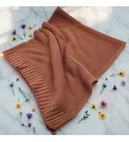 Kişiye Özel Triko Bebek Battaniyesi - %100 Pamuk, Yumuşak, Hediye ve Baby Shower İçin İdeal (Kahverengi)
