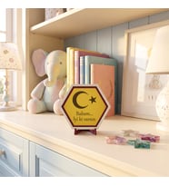 Ay Yıldız Figürlü ve Anlamlı Mesajlı Dekoratif Masaüstü Dekoru, Evinizin Modern Dokunuşu Şık Tasarım 10x10 cm, Sarı