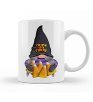 Gnome with Candy Corn - Trick or Treat Kupa Bardak Porselen