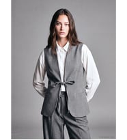 LCW Modest Gri V Yaka Bağcıklı Kadın Klasik Yelek