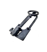 Antika Tarz Dekoratif Pirinç Anahtar Kapı Tokmağı, Taktak - 170x60mm, Oksit
