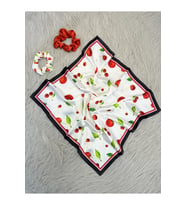 Kadın Dijital Baskılı Kiraz Fular & Simit Toka Seti – 1 Fular (48×48 cm) + 2 Simit Toka