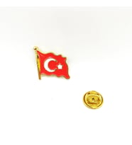 Dalgalanan Türk Bayraklı Yaka Rozeti - 1 Adet (Kırmızı)