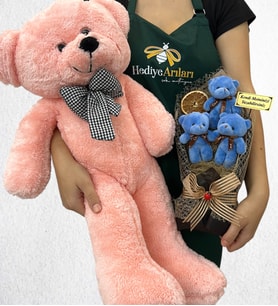 Kişiye Özel 3'lü Peluş Ayıcık Buketi ve Büyük Boy Pembe Peluş Ayıcık (Model 4)