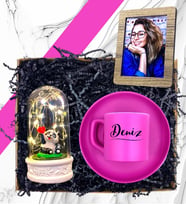 Kişiye Özel İsimli Pembe Fincan & Işıklı Sevimli Pandalı Fanus & Fotoğraf Seti