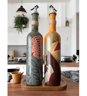 Modern Tasarımlı Kadın Desenli Renkli 750 ml Zeytinyağı Sıvıyağ Şişesi Yağdanlık Yağlık 2'li Set (Çok Renkli)