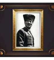 Altın Varaklı Çerçeveli Paspartulu Atatürk Tablo z4823 (Gold)
