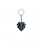 Gothic Cross Black Heart Unisex Zamak Kaplama Anahtarlık – Kalbin Karanlığı, Haçın Gücüyle Yanında