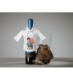 BK Gift Kişiye Özel Sevgililer Karikatürlü Mini Beyaz İçki Şişesi Tişörtü , Ev Bar Dekoru, Viski, Şarap, Votka, Rakı Şişesi Tişörtü, Ev Barı-29