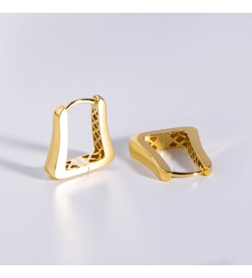 14 Ayar İtalyan Modern Altın Küpe 3,8 gr