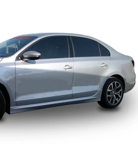 Volkswagen Jetta Uyumlu (2010-2017) R Still Yan Marşpiyel Seti (Plastik)