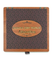 Lüx İsme Özel Deri Kaplama Ahşap Değişik Farklı Hediyelik Kayısı Paketi 1,8 kg No 12   Bizim Yöre