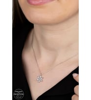 SWAROVSKİ CRYSTAL KAR TANESİ  925 AYAR GÜMÜŞ KOLYE