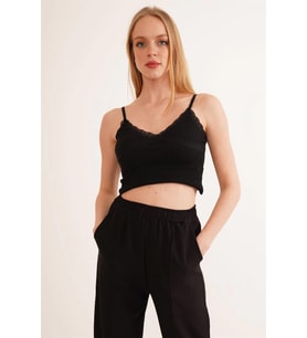 23254275 Kaşkorse İp Askılı Dantelli Crop Bluz SIYAH (Siyah)