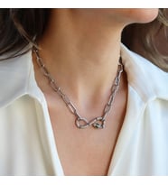 Yılan Sonsuzluk Modeli Zirkon Taşlı Kolye