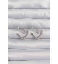 Pirinç Gümüş Renk Zirkon Taşlı Kıvrımlı Yarım Kalp Küpe - TJ-BKP9278
