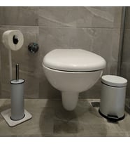 LİLYUM Banyo Tuvalet Kağıtlık Askılı Fırçalı ve Çöp Kovası Seti BEYAZ