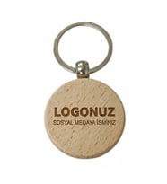 Kişiye Özel Yuvarlak Ahşap Anahtarlık – Logo ve Sosyal Medya Adresi Yazılı Lazer Gravür Anahtarlık – Promosyon & Özel Tasarım