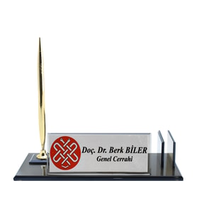 Kişiye Özel Tasarım Kristal İsimlik Masaüstü İsimlik Doktor Masa İsimliği