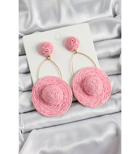 Pembe Şapka Figürlü Hasır Örgü Model Sallantılı Gold Renk Kadın Küpe (Altın)