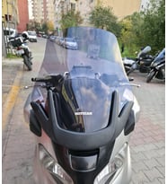 MOTOCAM Suzuki Burgman 650 Ön Cam 2001-2004 Model 60cm Füme Renkli 4mm