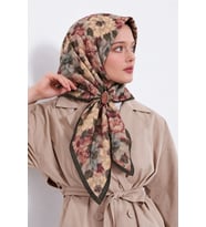 Lesscarves Çiçek Desenli Pamuk İpek Eşarp LS2214
