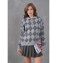Kadın Polo Yaka Yarım Pat Düğme Detay Desenli Oversize Triko Kazak (Gri)