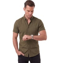 DeepSEA Erkek Slim Fit Likralı Jakar Dokulu Haki Kısa Kol Gömlek – Esnek Nakış Armalı 2604356