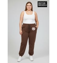 Kadın Büyük Beden N Logolu Paça Lastikli Rahat Kesim Jogger İnce Eşofman Altı SPR26BEAK951-4 (Kahverengi)