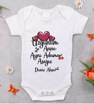 BK Kids İsimli Aynı Adama Aşığız Tasarımlı Bebek Body Zıbın - Model 1