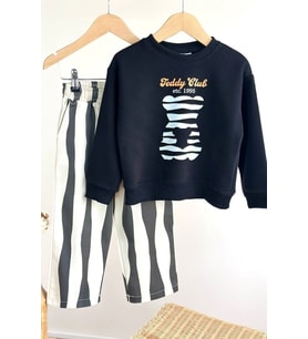 Teddy Club Baskılı Sweatshirt ve Çizgili Bol Paça Pantolonlu Erkek Çocuk 2’li Takım - Siyah