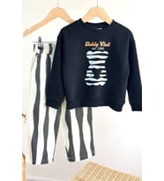 Teddy Club Baskılı Sweatshirt ve Çizgili Bol Paça Pantolonlu Erkek Çocuk 2’li Takım - Siyah