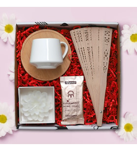 Ahşap Yelpaze, Lotus Mum, Porselen &Bambu Fincan, Hediye Seti
