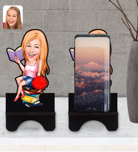 BK Gift Kişiye Özel Kadın Öğrenci Karikatürlü Ahşap Biblo Telefon Standı-1