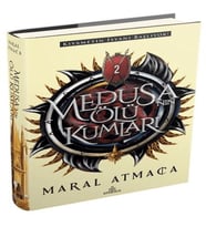 Medusa'nın Ölü Kumları 2 (Ciltli)