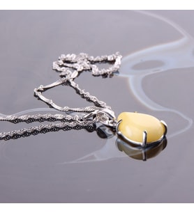 Kehribar (Fosilleşmiş Çam Reçinesi) Gümüş Kolye Ucu - M357