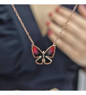 Kelebek Minimal Lazer Geçişli Kolye (Karışık)